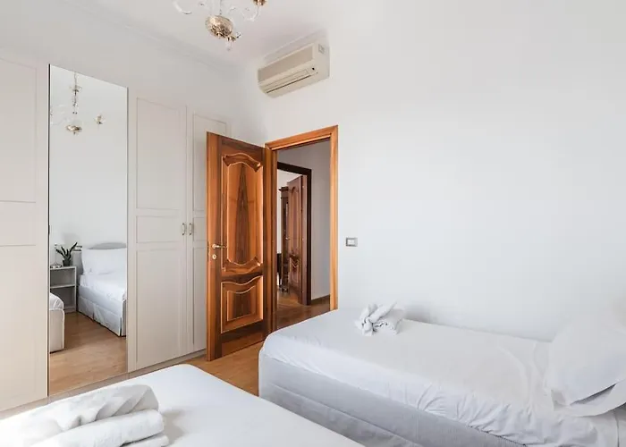 Charme E Lusso A San Pietro Apartament *