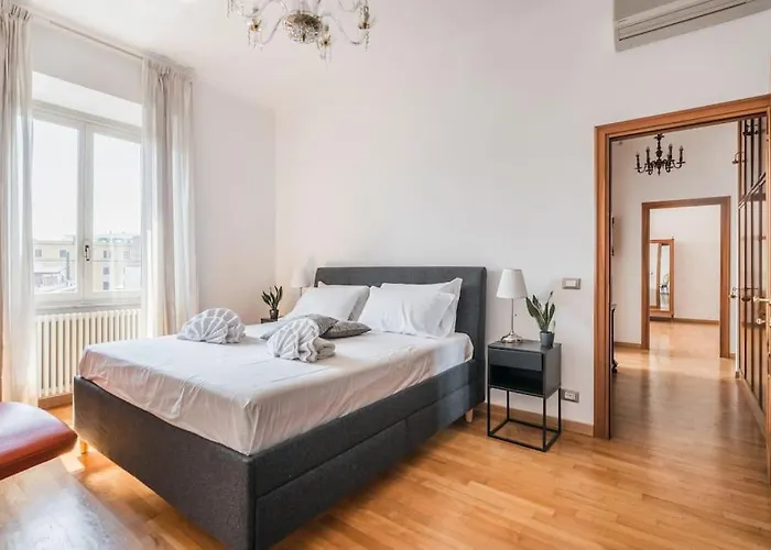 Apartament Charme E Lusso A San Pietro